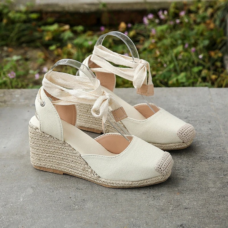 Cristina | Sandalias tipo alpargata con estilo para mayor comodidad y elegancia.