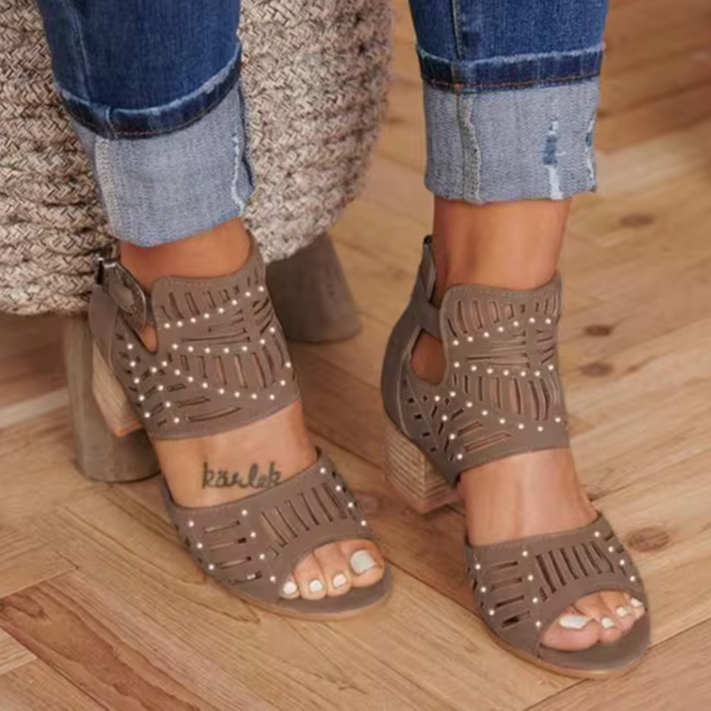 Casandra | Sandalias con tacón y vainica