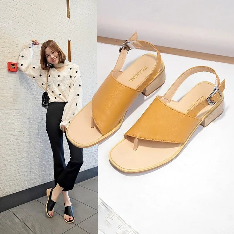 Irene | Sandalias ortopédicas de invierno modernas y de apoyo.