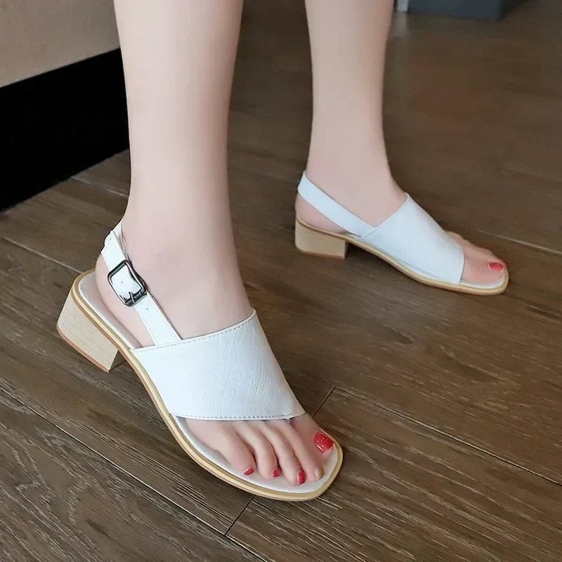 Irene | Sandalias ortopédicas de invierno modernas y de apoyo.