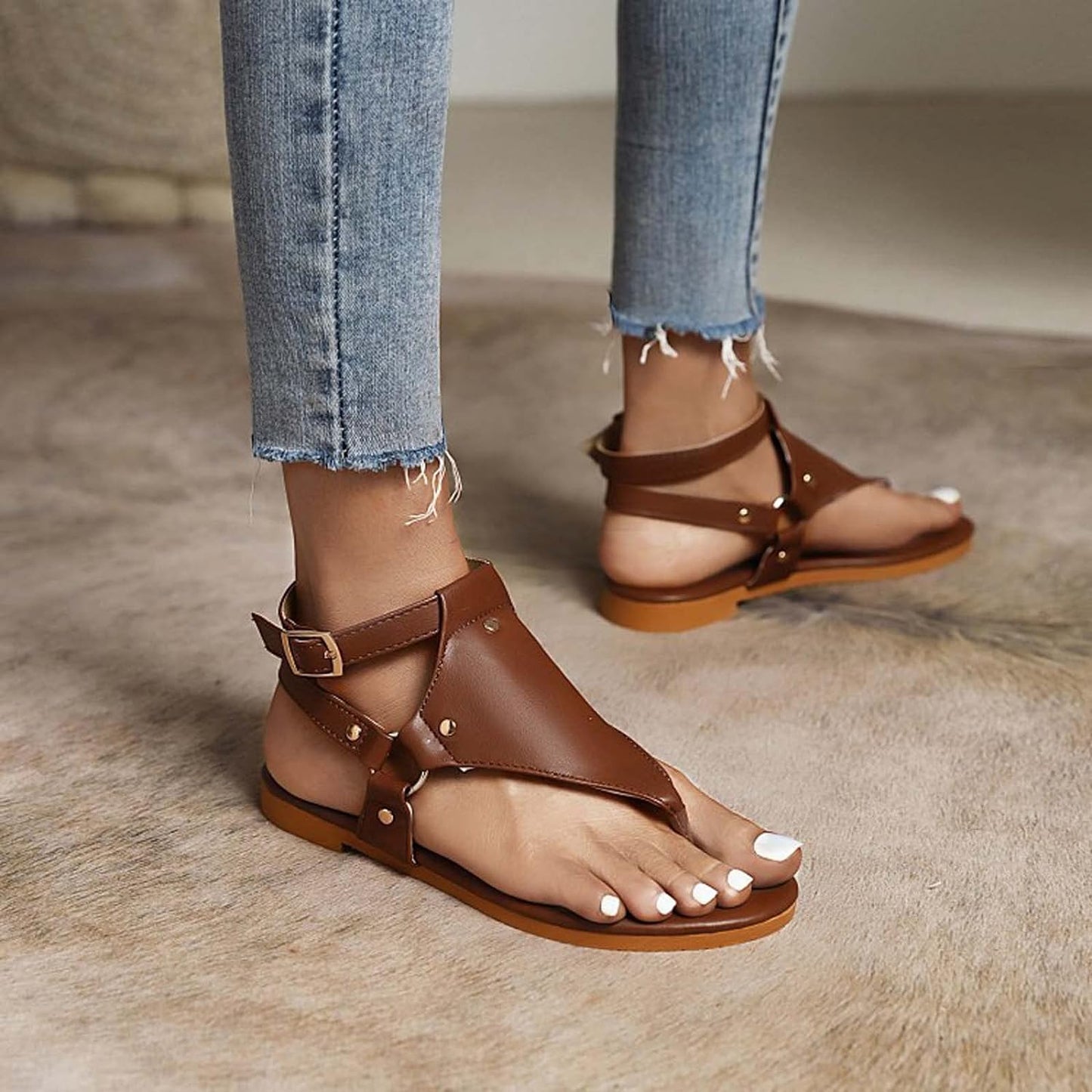 Praefke | Sandalias planas de moda para mujer