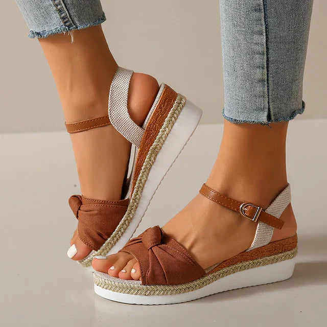 Julieta | Sandalias de cuña anudadas con estilo para mujer