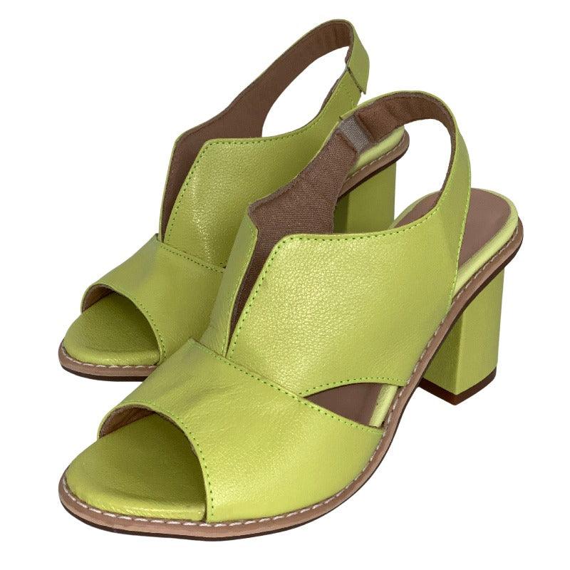 Emilia | Elegancia en sandalias de mujer fabricadas en piel auténtica.