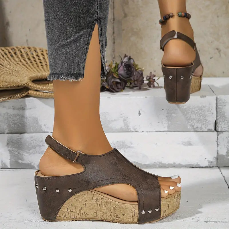 avellana | Sandalias de plataforma de tacón alto vintage elegantes