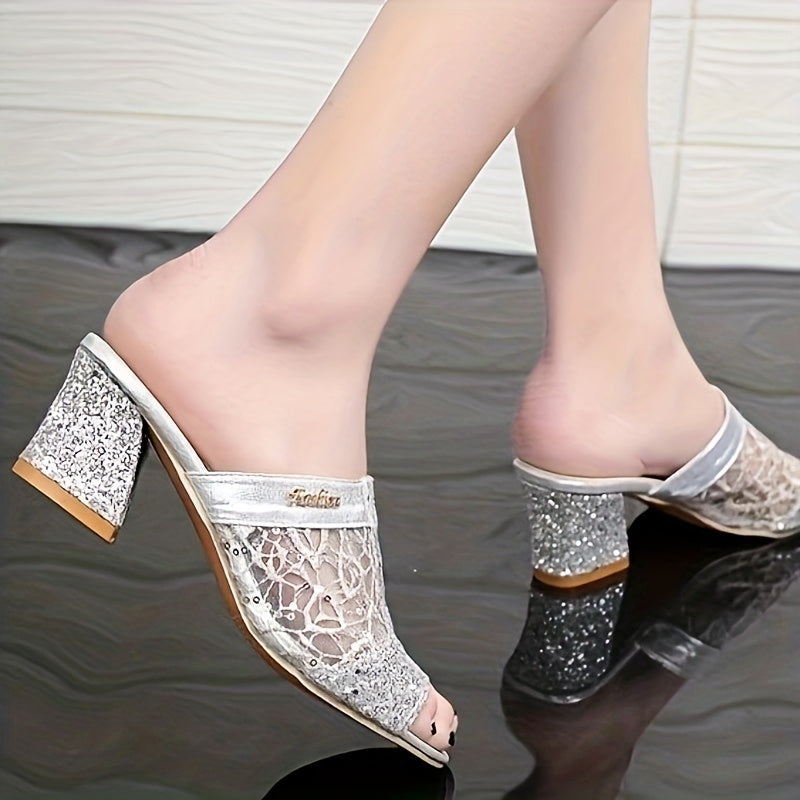 Luz | Sandalias femeninas con lentejuelas brillantes.