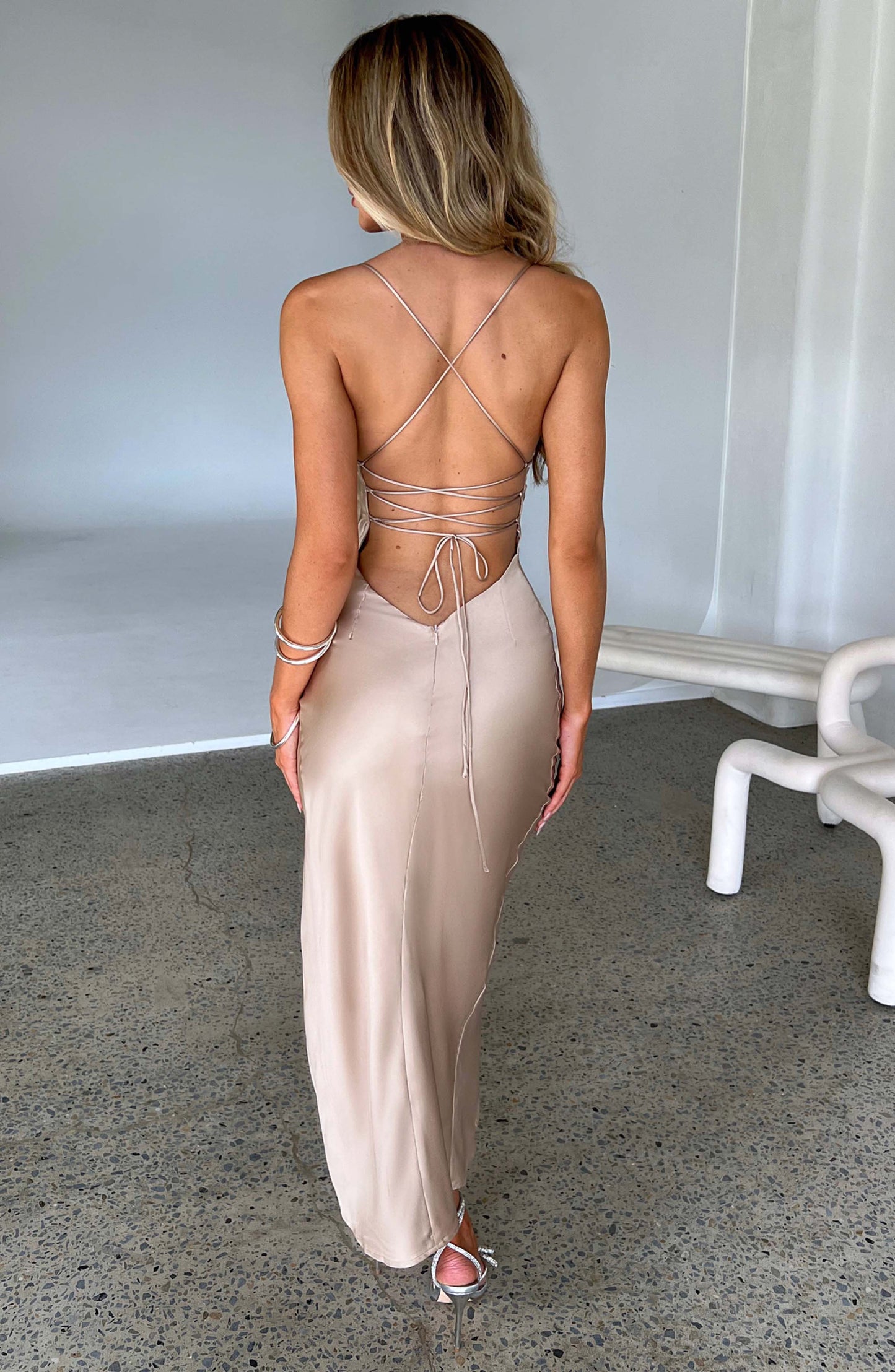 Vestido Midi Jaida - Champán