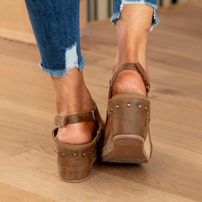 Kelis | Sandalias de ocio ergonómicas y cómodas.