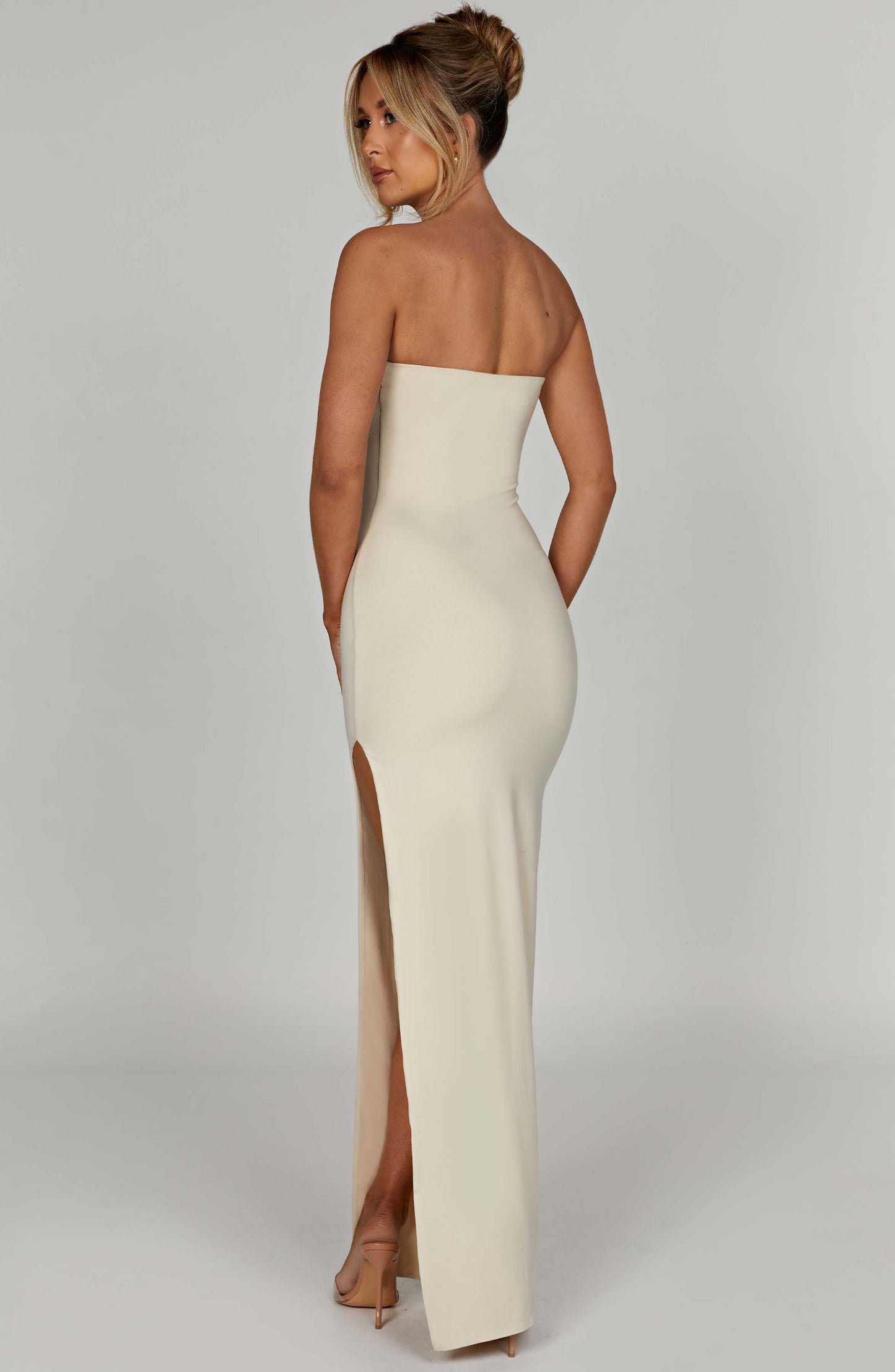 Vestido Maxi Teyana - Crema